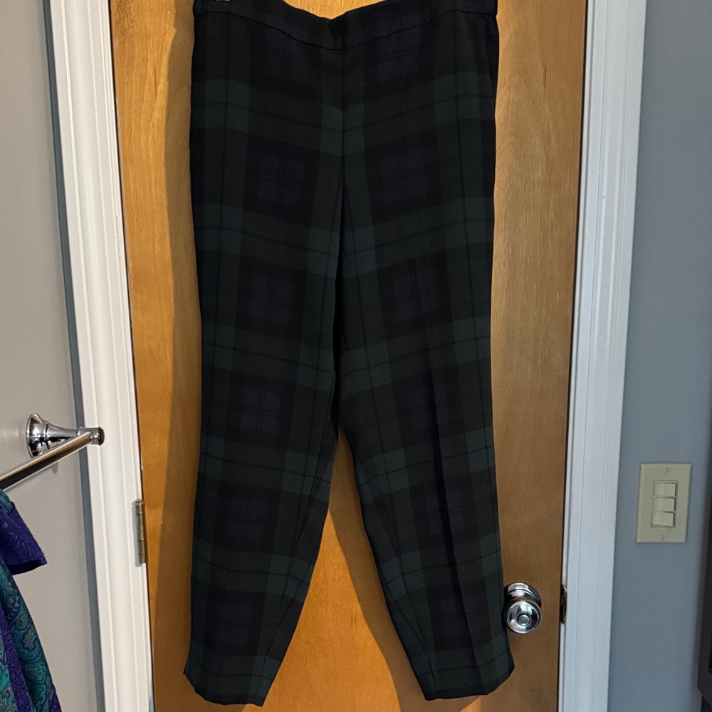 JCrew  Glen plaid Jamie trouser pants. Excellent condition. Size 12.  Gorgeous!